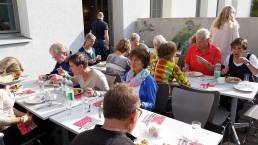 Die Terrasse vom Raum Treffpunkt im Kulturtreff